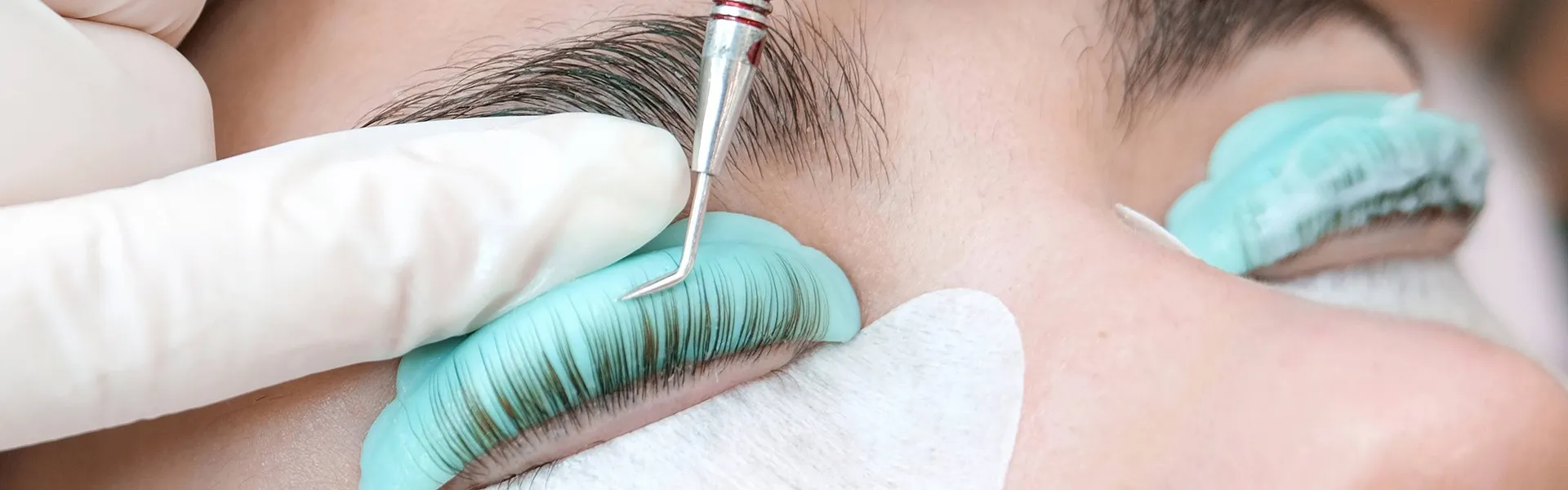 鏡を見たくなっちゃう目元に~ラッシュリフト~